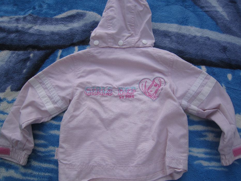 Cienka, różowa kurtka dla dziewczynki w roz 98
