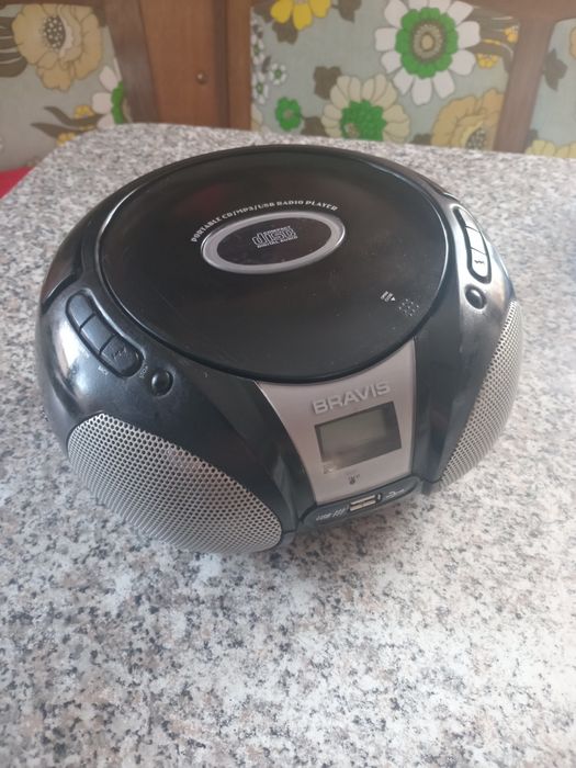 CD- програвач "Bravis" ...