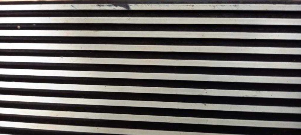 Colunas de Som - Estilo "ART-DÉCO"