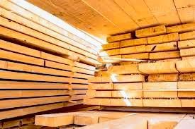 Drewno na konstrukcję belki łaty deski kantówki