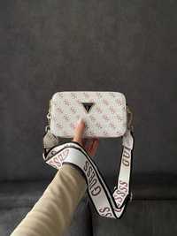 ТОП ПРОДАЖІВ! Сумка Guess Zippy Snapshot White