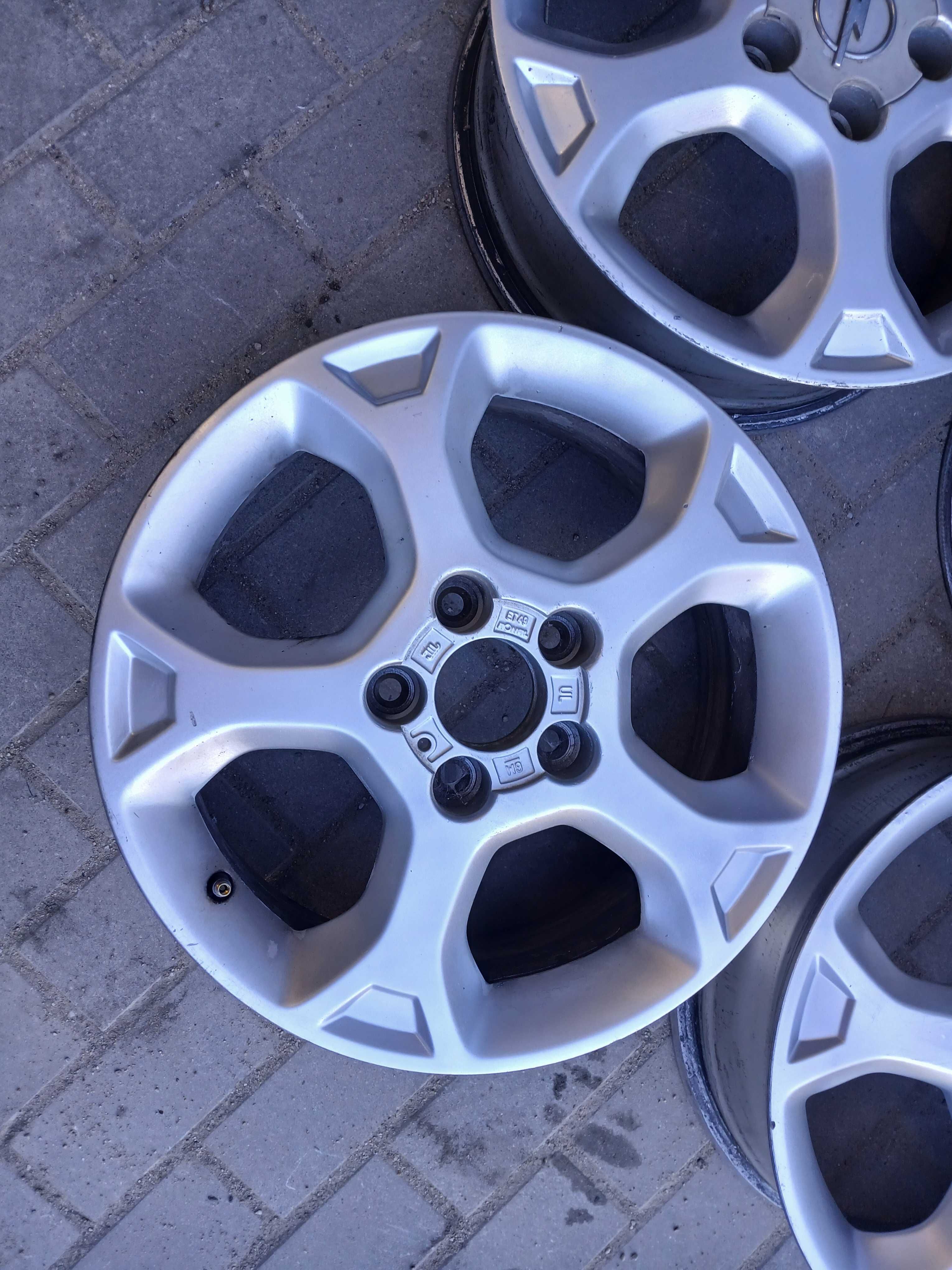 4x felgi 16 5x110 Opel Astra H Vectra C Meriva Saab