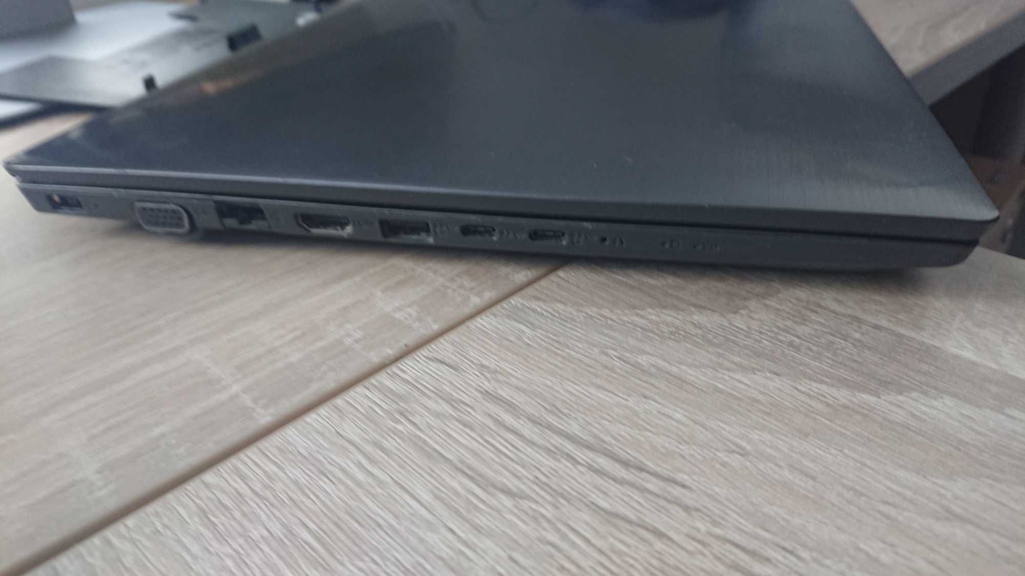 lenovo v330-15ikb  i7 8gen   ddr4 12GB / ssd 256 GB