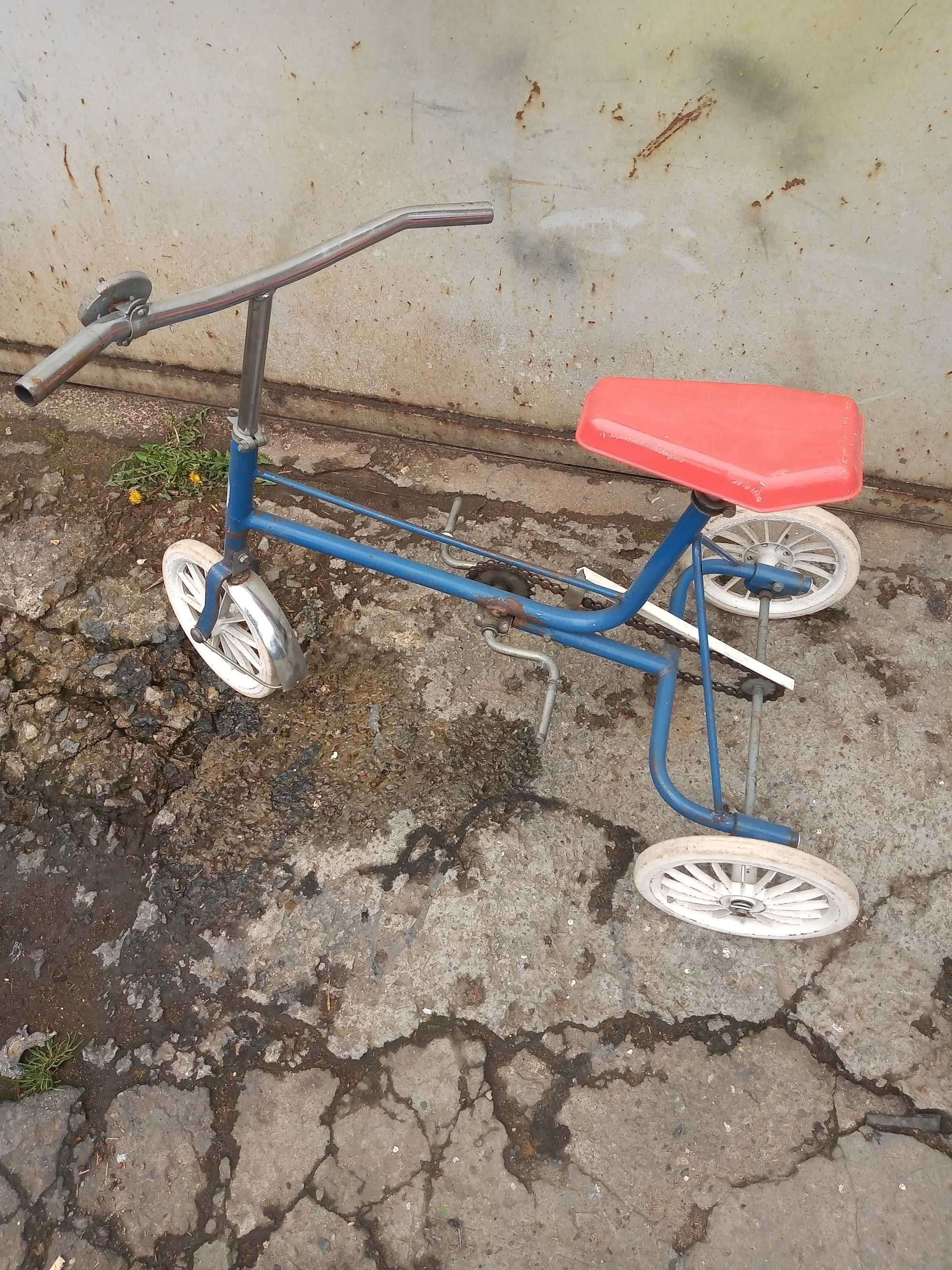Kolekcjonerski rowerek dziecięcy PRL
