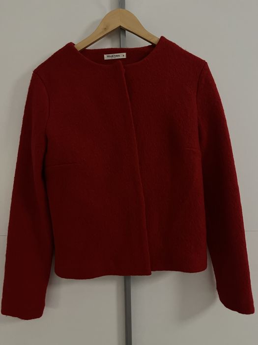 Жакет красный , размер S , 100% шерсть