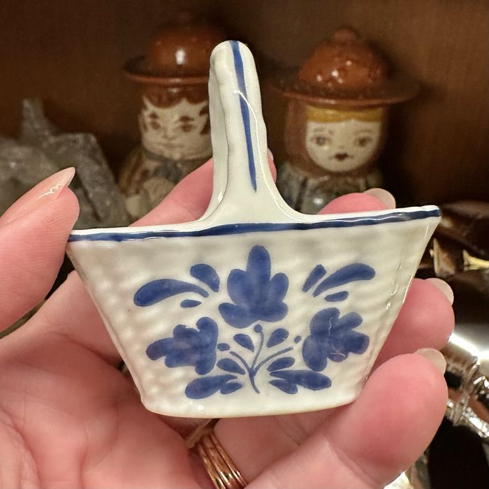 Pequena cesta louça de Viana