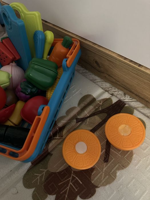 Овочі та фрукти на липучках Battat