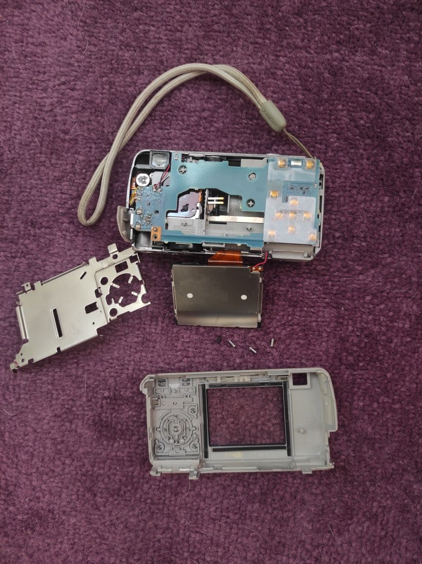 digital камера Sony, фотоапарат на запчастини або ремонт