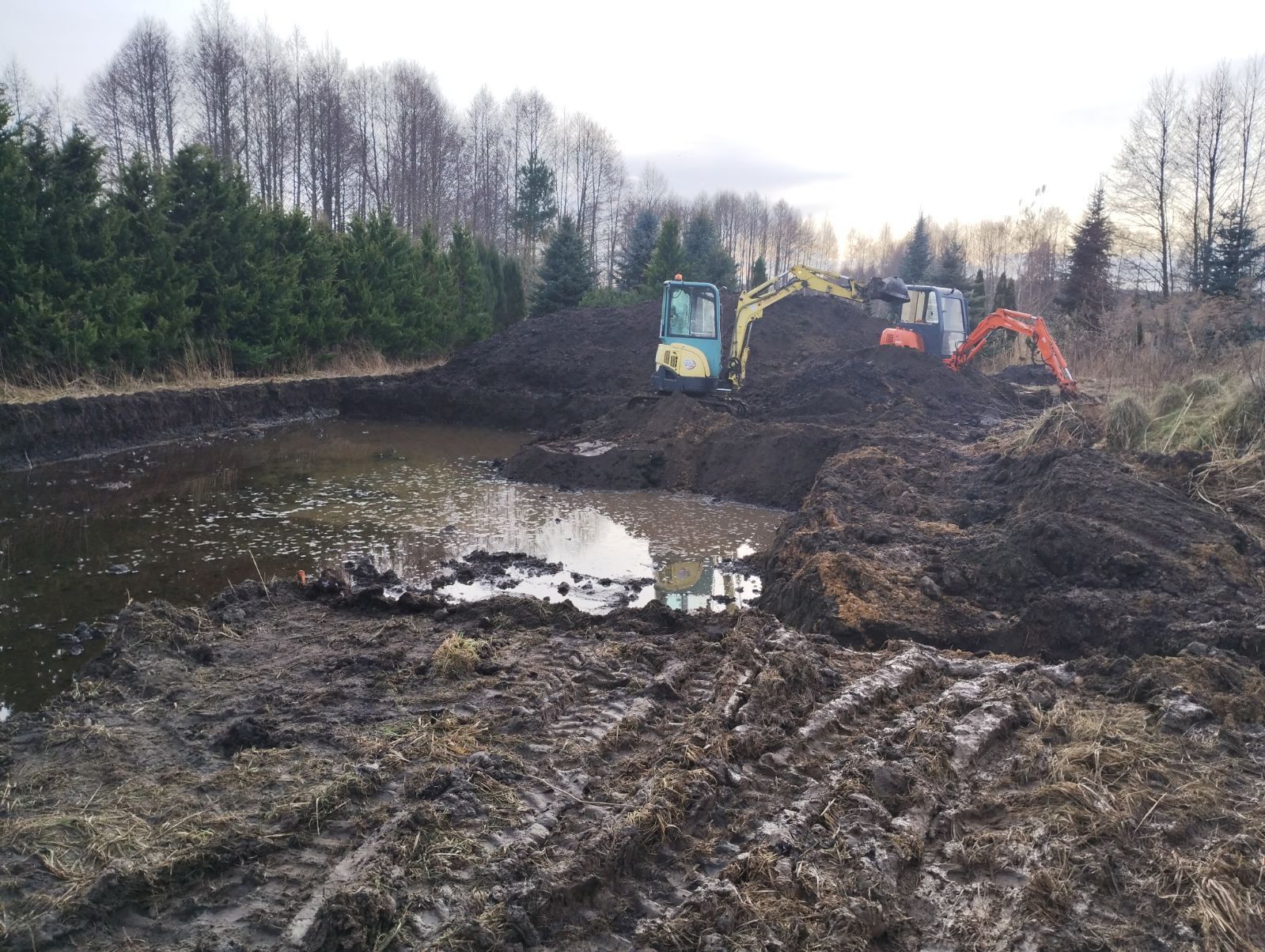 Usługi minikoparką i koparko-ładowarką ,wyburzenia