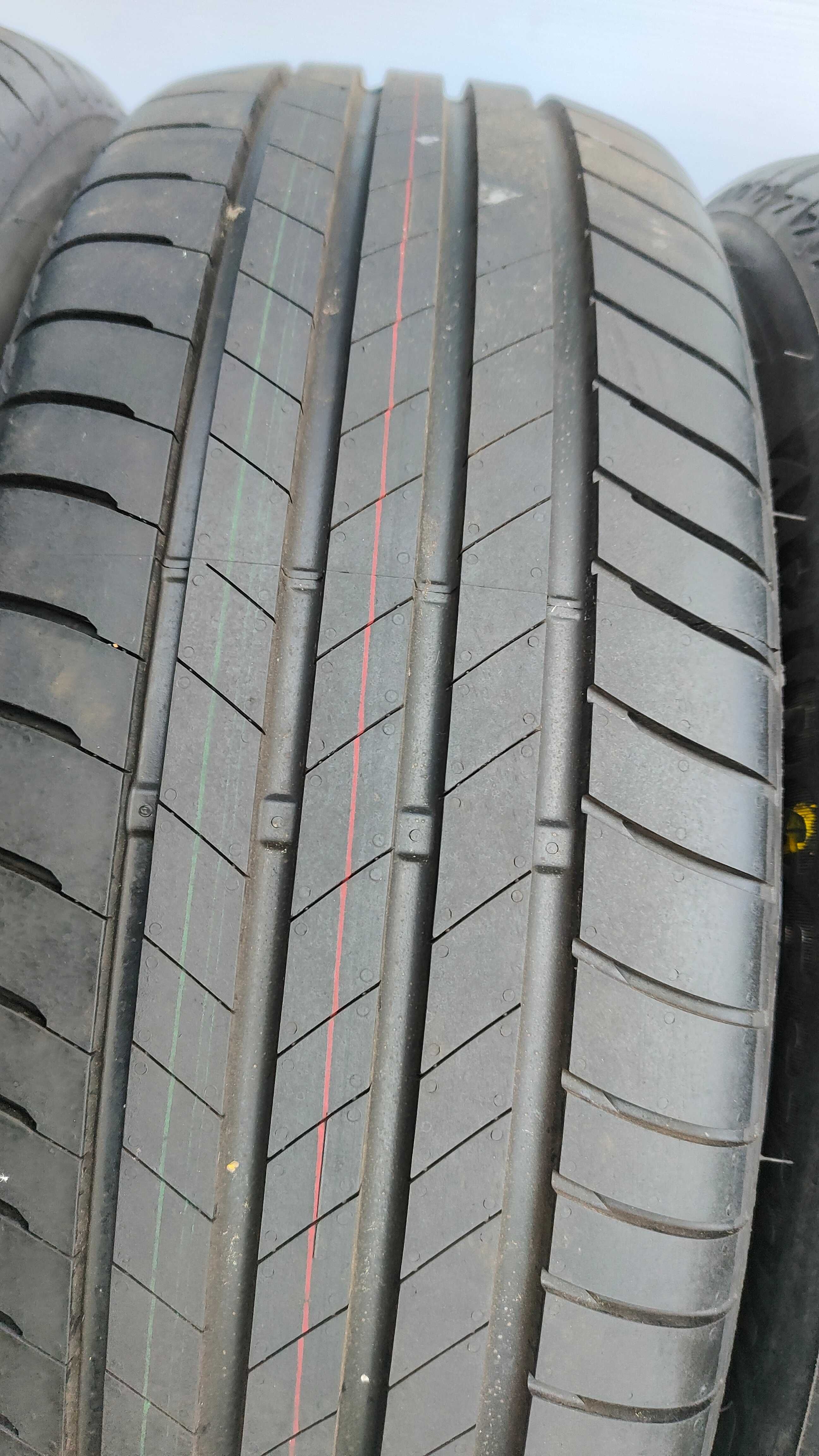 Opony Letnie 215/60/17 Bridgestone Nowe Demo 2023r