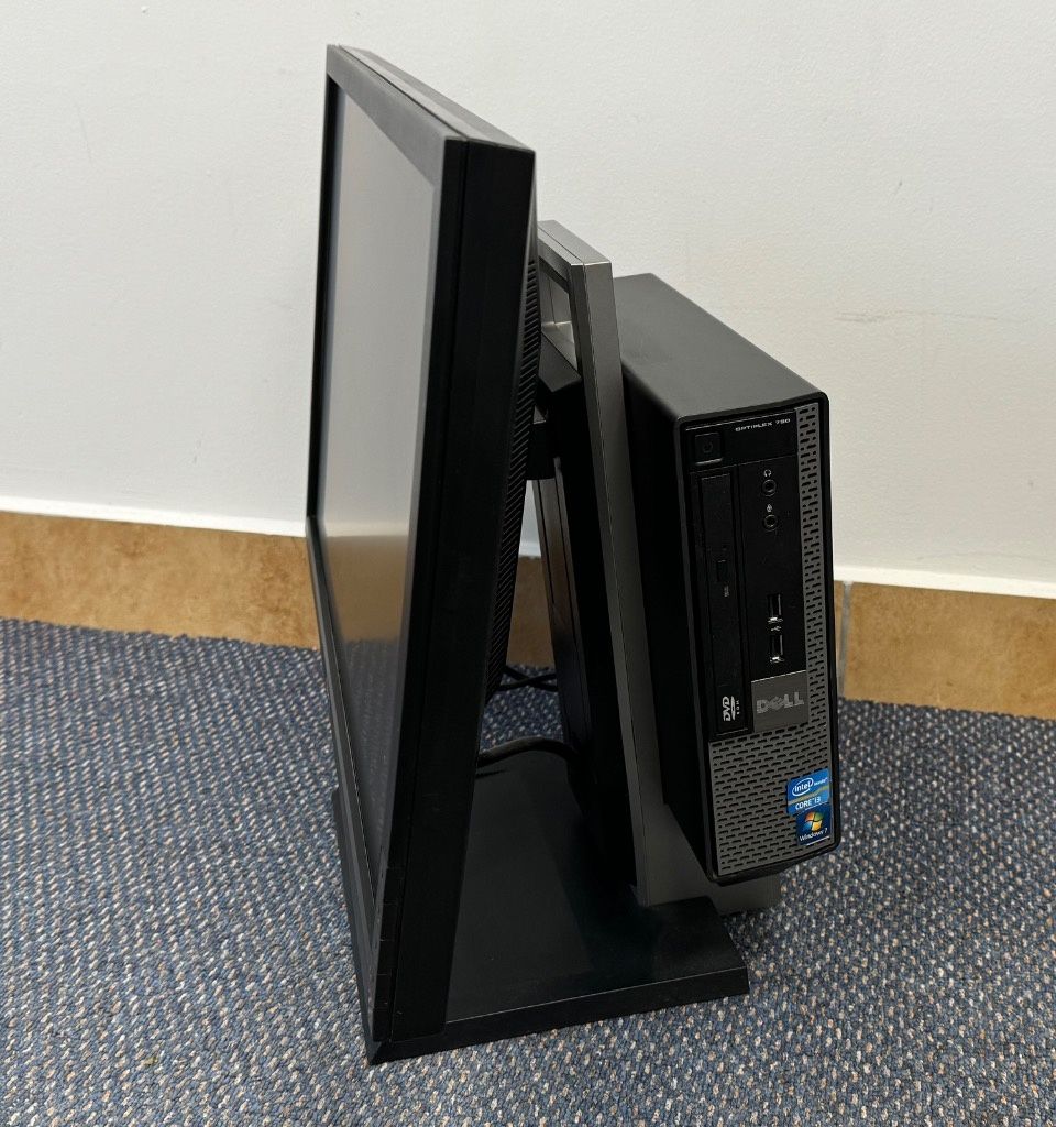 Komputer stacjonarny DELL Optiflex 790 z monitorem