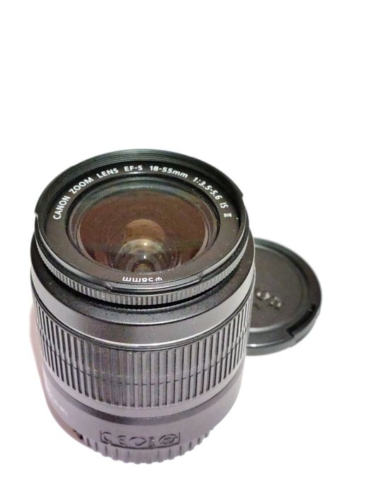 Об'єктиви Canon Zoom Lens EF-S 18-55mm f/3.5-5.6 IS II