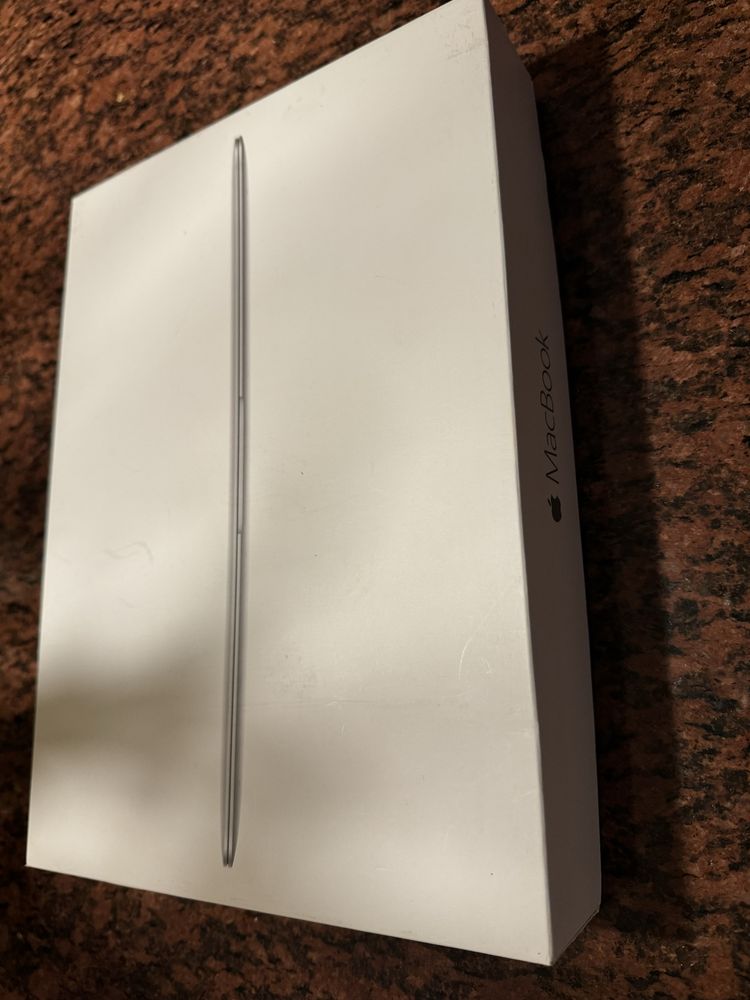 Pudełko MacBook Model A1534 Retina 12”