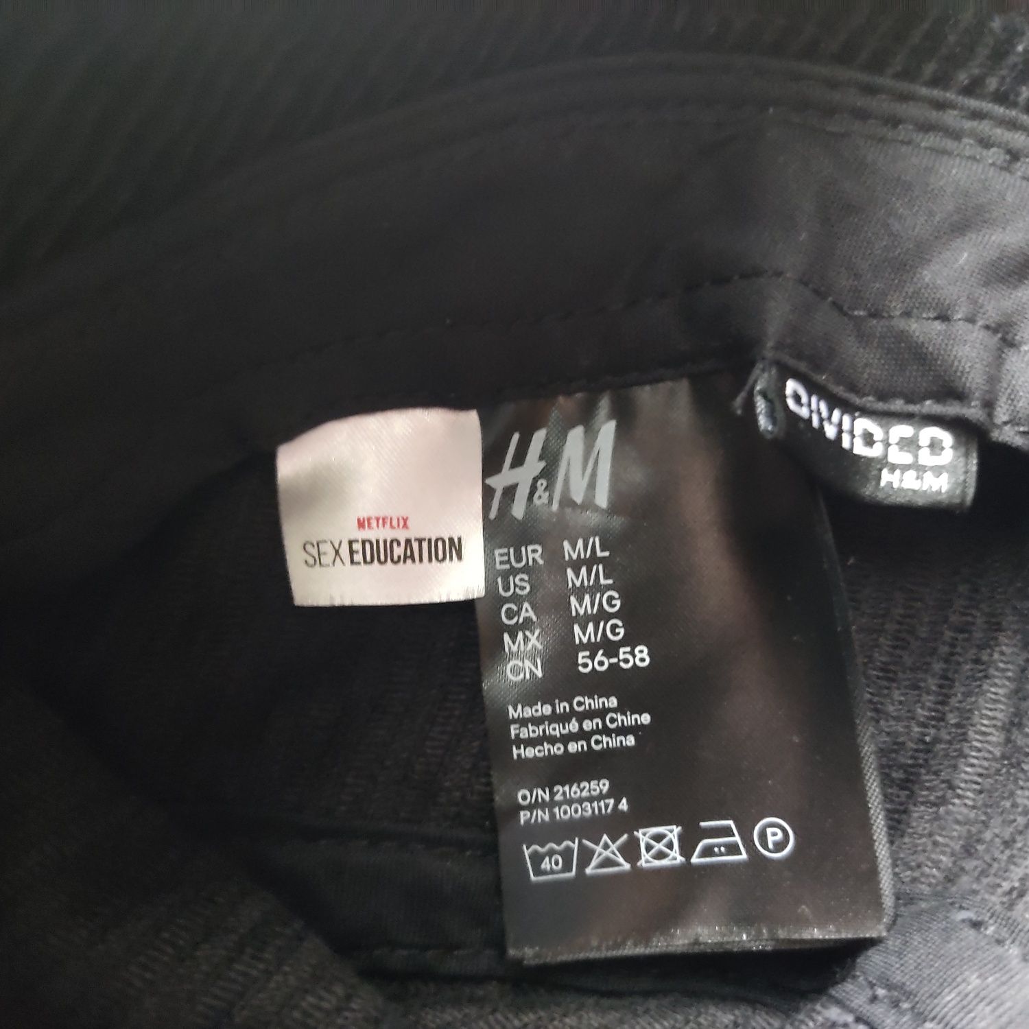 Bucket hat. Sztruksowy kapelusz. H&M.