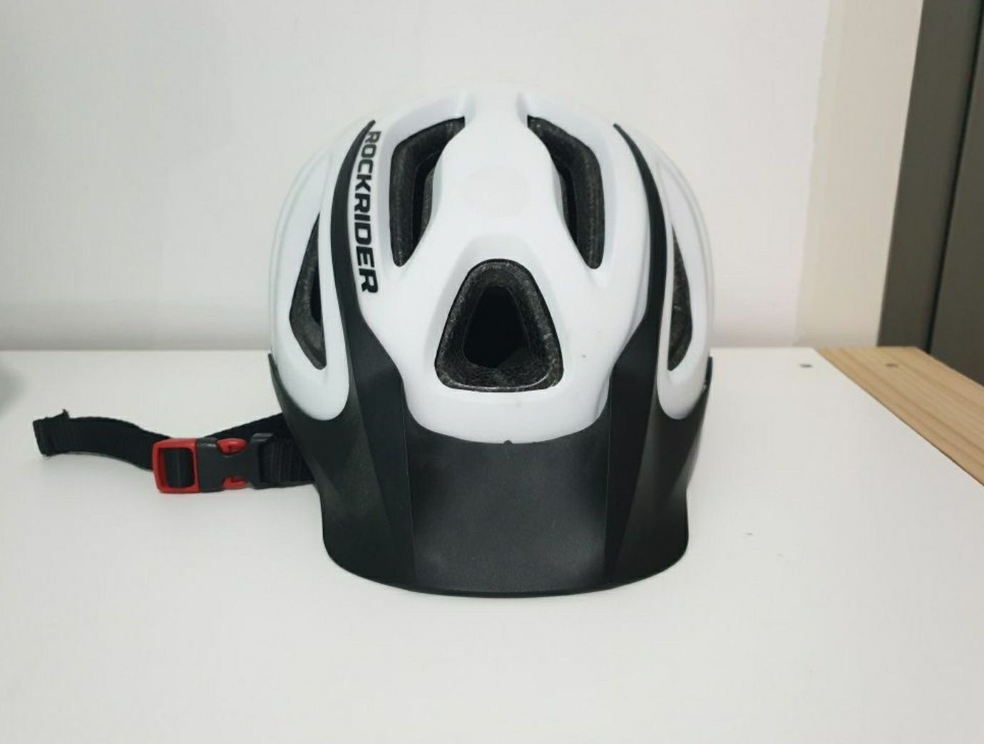 Vendo conjunto mochila, capacete e luvas de BTT/ Bicicleta