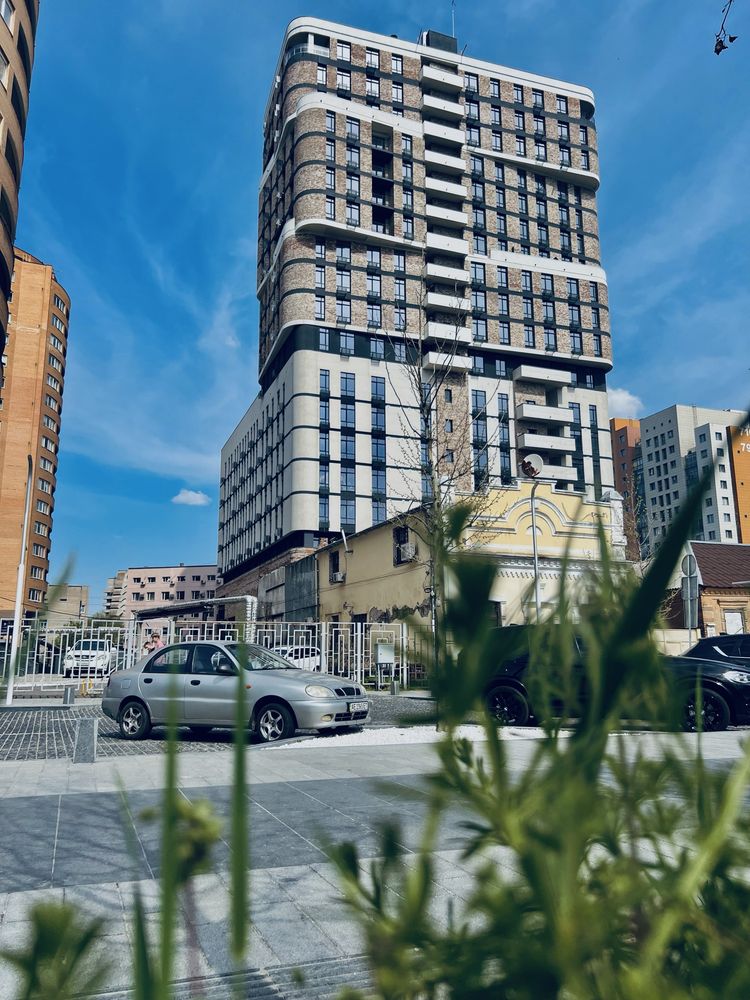 Офис, помещение в ЖК Loft White центр, площадь Успенская, Лофт Вайт