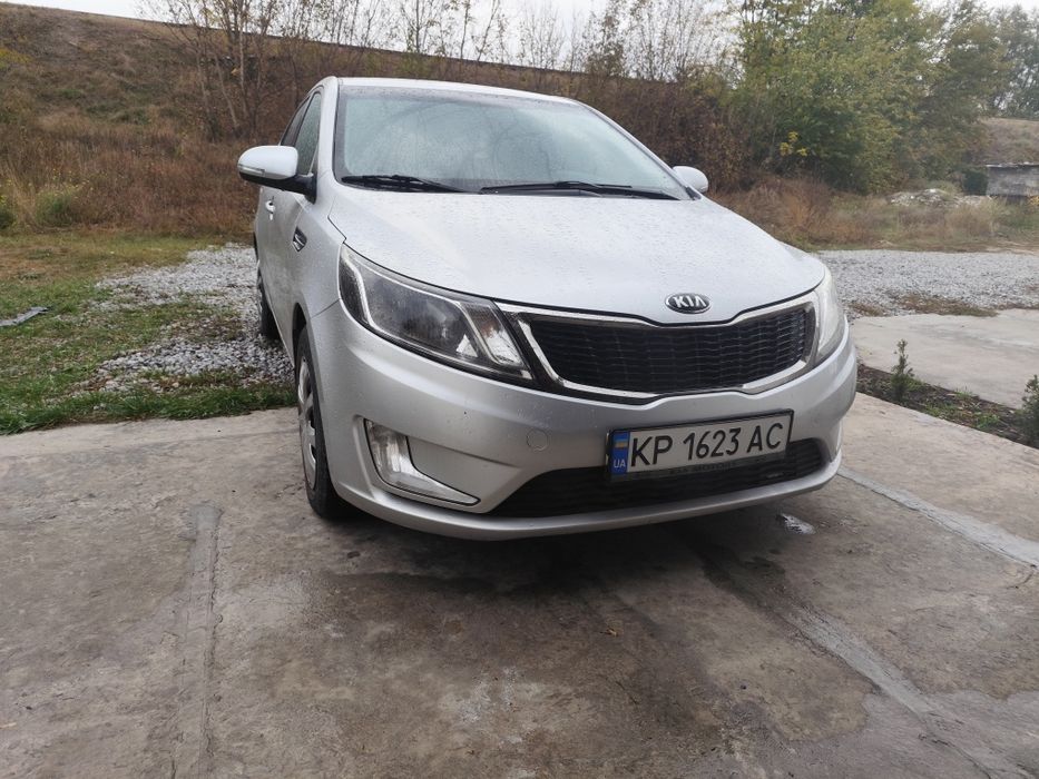 KIA RIO 2013г 1.6 в отличном состоянии