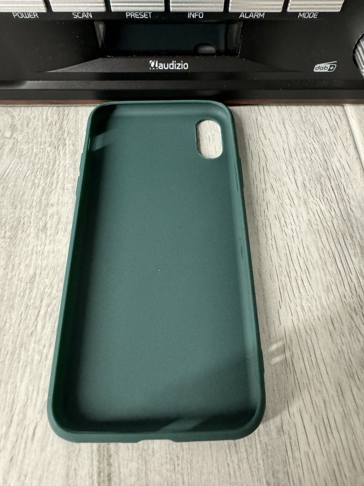 Etui do iPhone XS 5.8 cala Ciemno Zielony