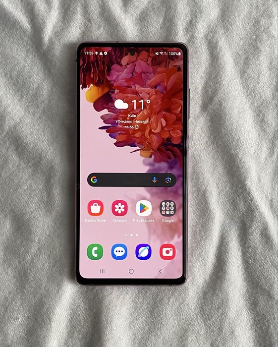 Смартфон Samsung Galaxy S20 FE/256 GB Cloud Lavender SM G780F