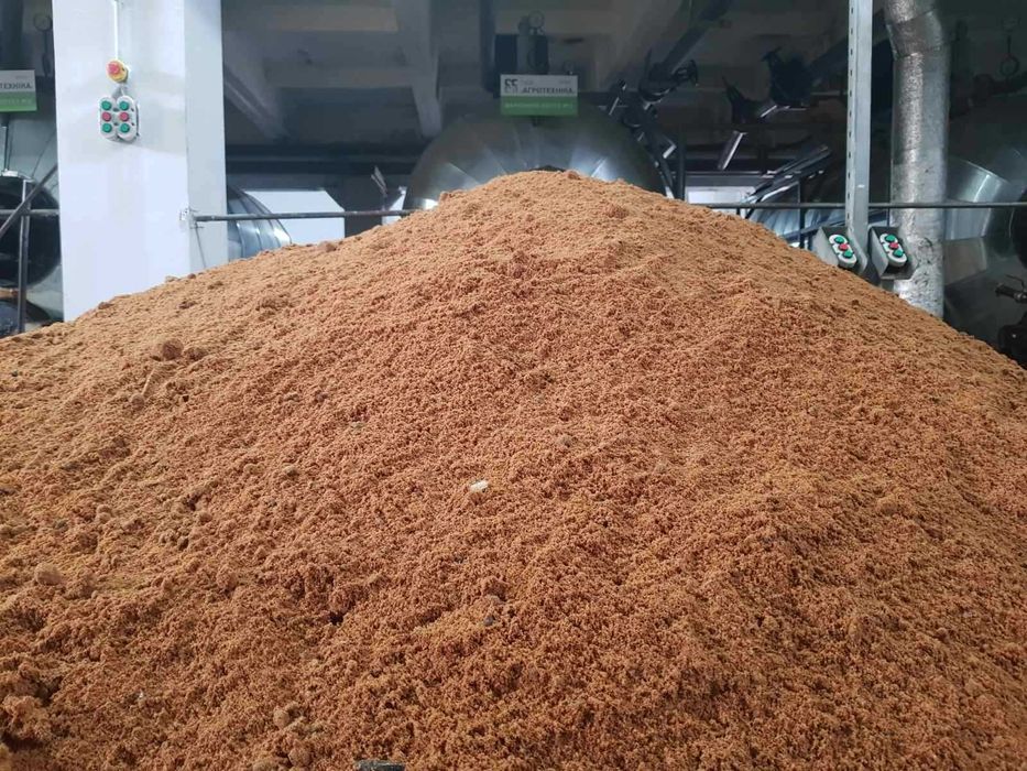 М'ясокісткове борошно з бройлерів