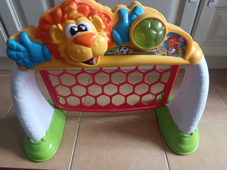 Ігровий центр - футбольні ворота Chicco, світлові/звукові ефекти