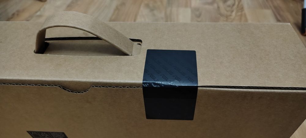 Laptop Asus ZenBook 14 nowy nie otwierany gwarancja 3 lata od producen