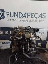 Motor Passat B8 Variant 2.0 TDi 150Cv Ref: CRL