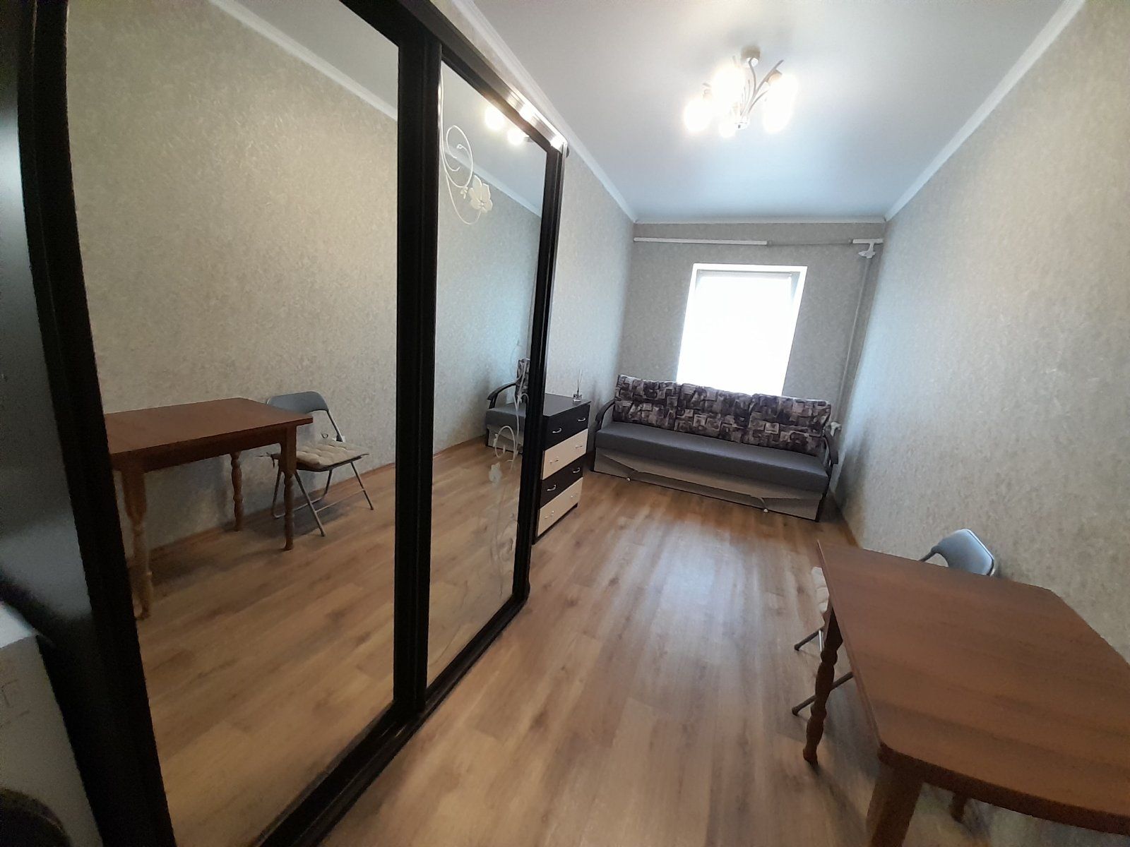 Продам коммуну на Новикова. Собственник