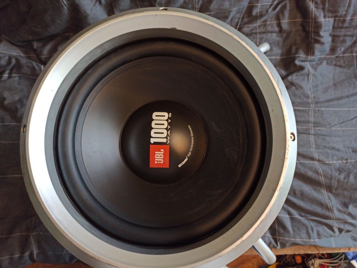 Сабвуфер JBL GTO-1000T бочка