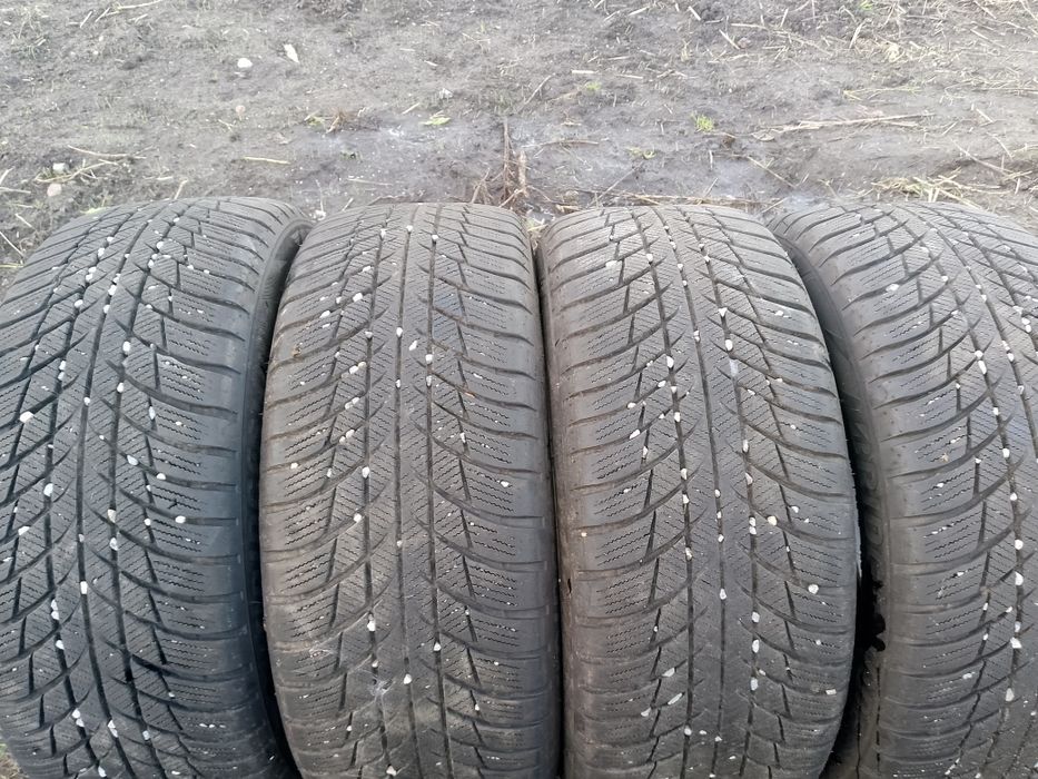 Opony zimowe 225/50/17