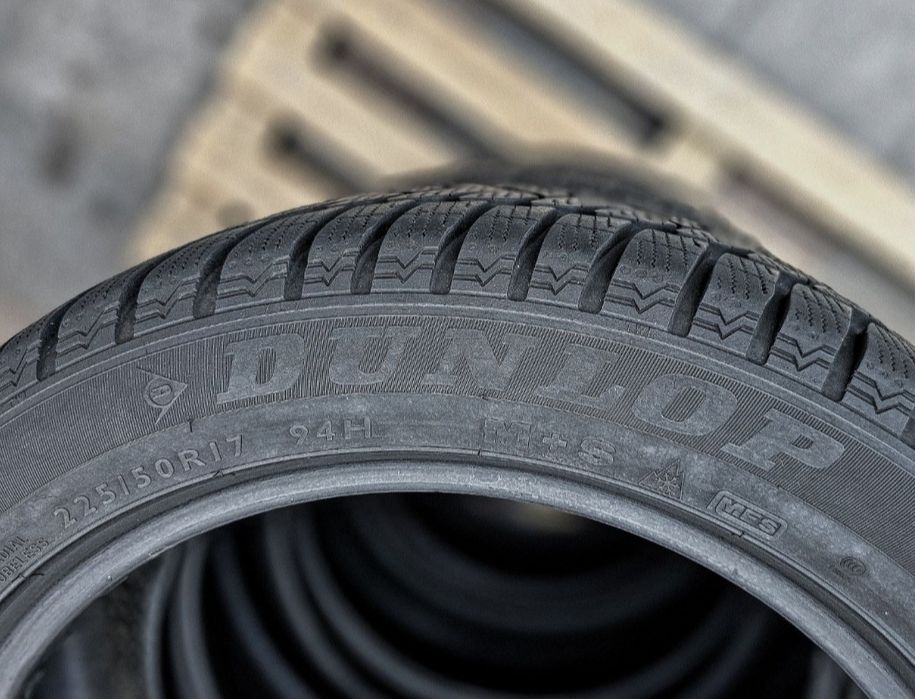 Зима Резина,шини 225/50/17 dunlop