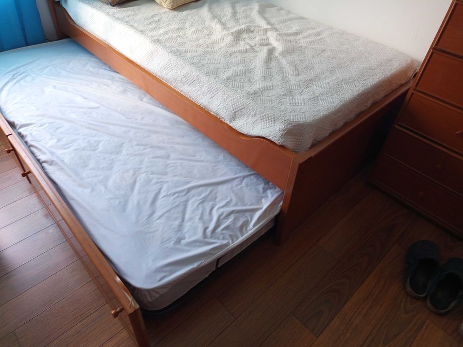 Cama solteiro 190 por 90 dupla - faz cama de casal Agora novo preço