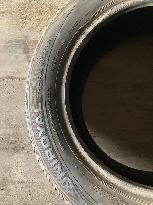 Opona Uniroyal RainExpert 215/55 R16