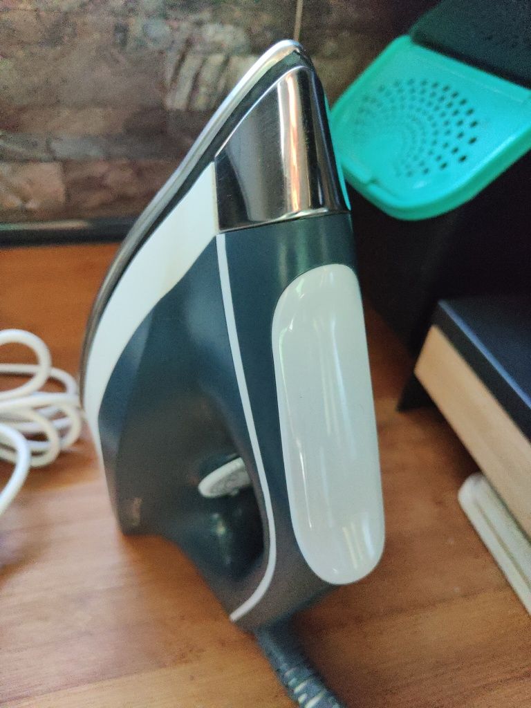 Stacja parowa Rowenta vr8220F0