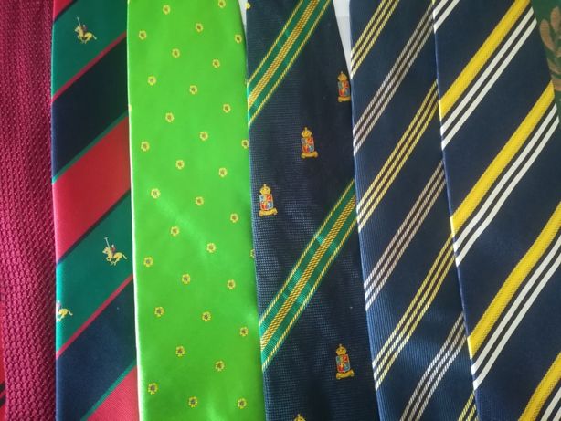 Gravatas novas - conjunto de 17 gravatas 70  euros