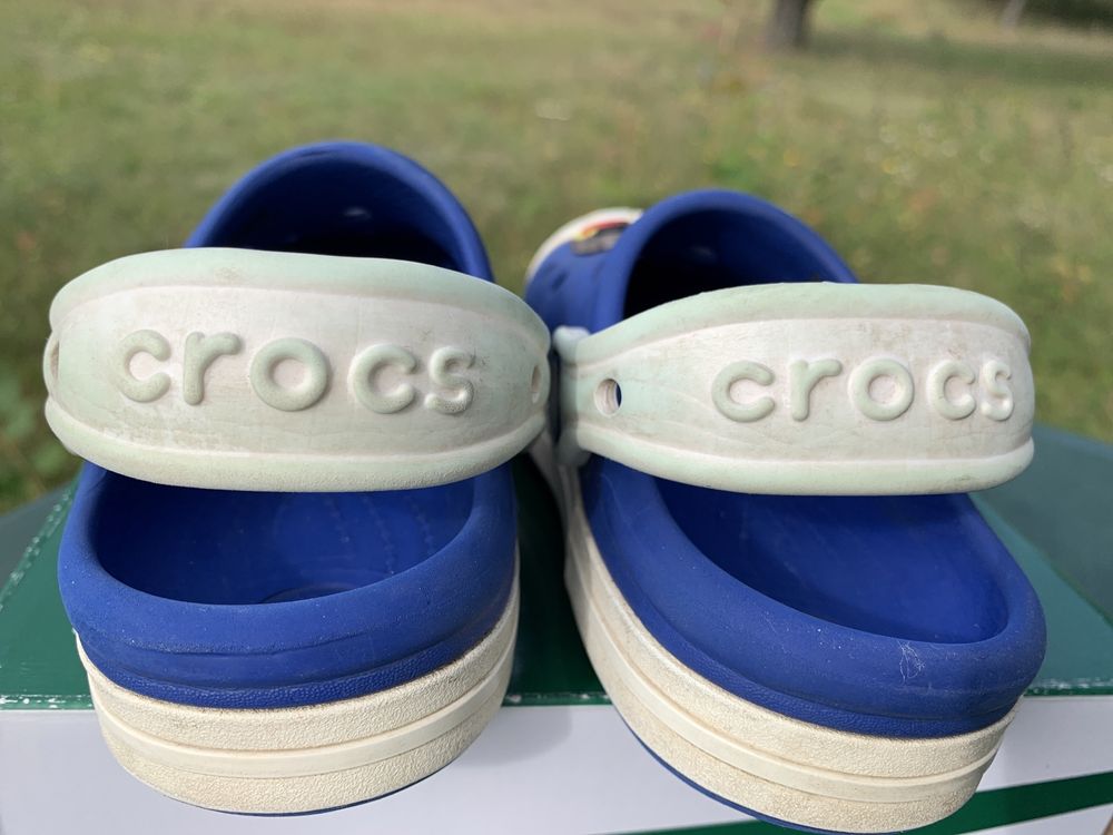 Crocs 9c 27 bump it