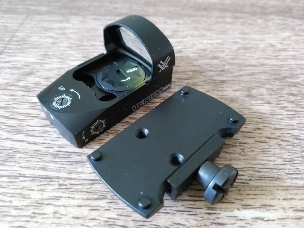 Приціл коліматорний Vortex Venom Red Dot 3 МОА (VMD-3103)