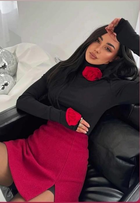 Bluzka golf z różą la milla rozmiar S 36 czarny