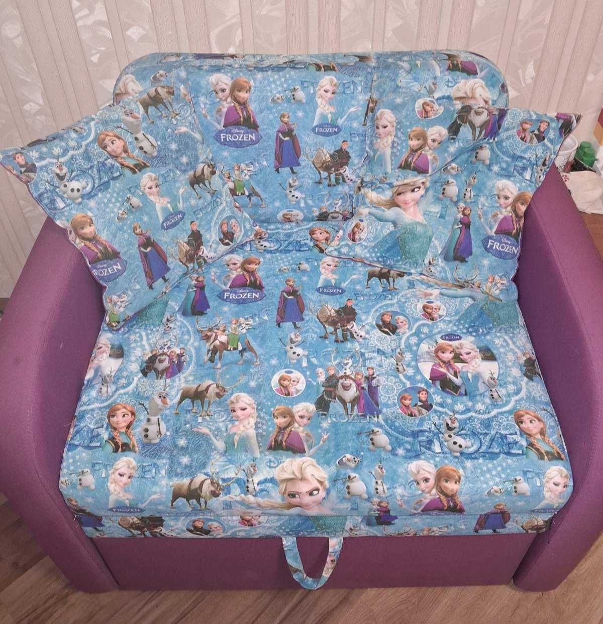 Продам детское кресло - диван