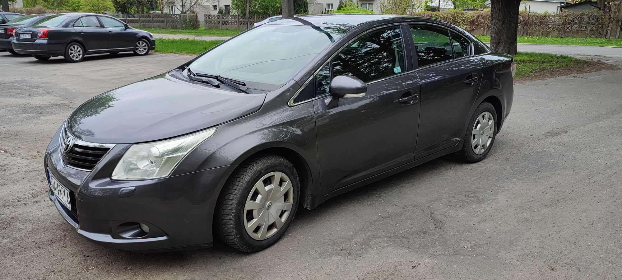 Toyota Avensis T27 benzyna 2011 rok