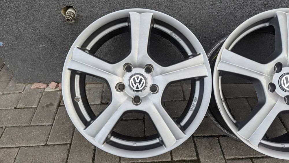 Диски VW 5/112 R17 7J ET47 dia66.6mm