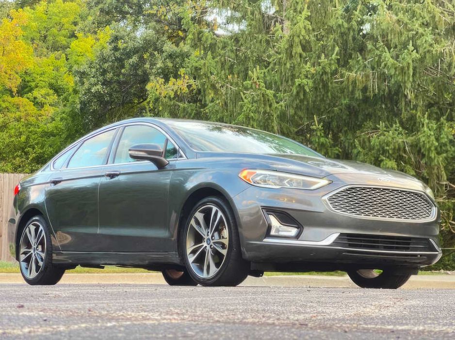 Ford Fusion Titanium      2020
