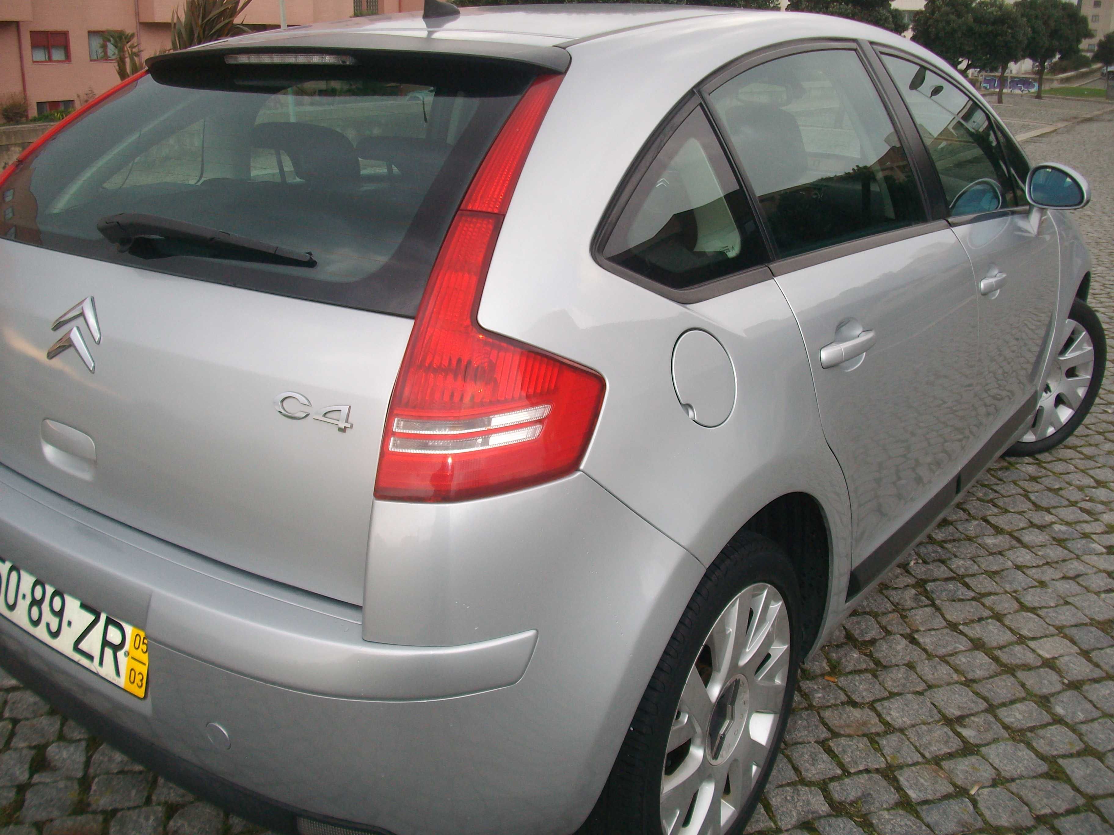 Citroen C4 1.6HDI 110CV de 2005 Impecável