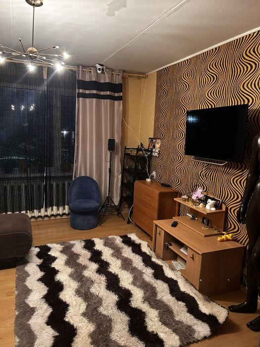 Здається подобово квартира