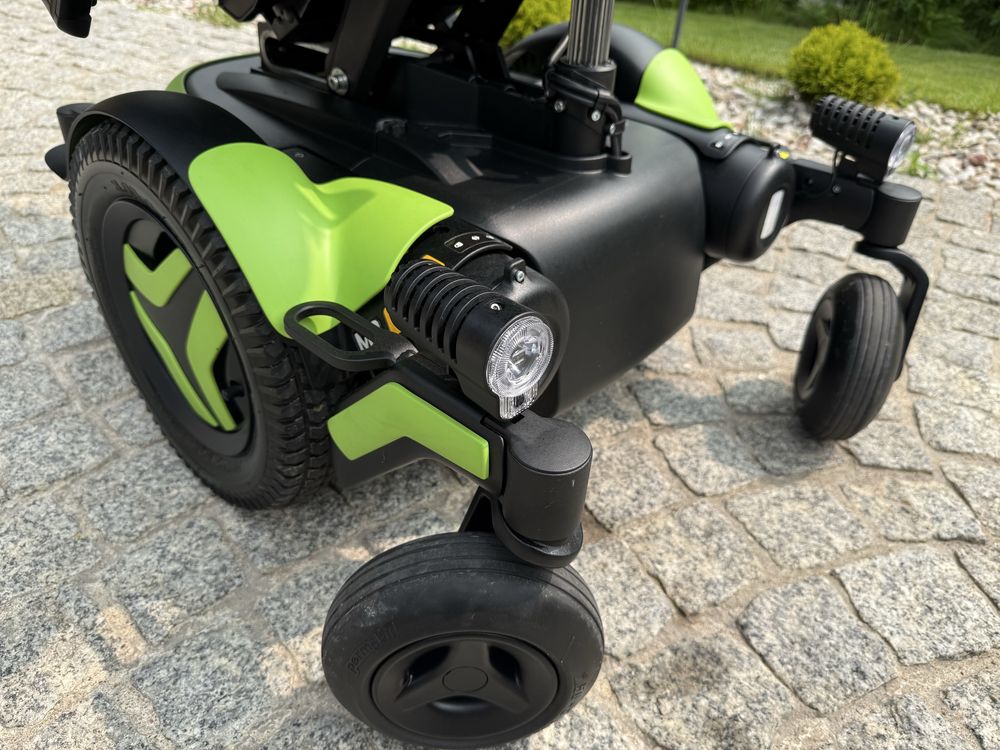 wózek inwalidzki elektryczny Permobil M3 Corpus 2, 11km, 2022r