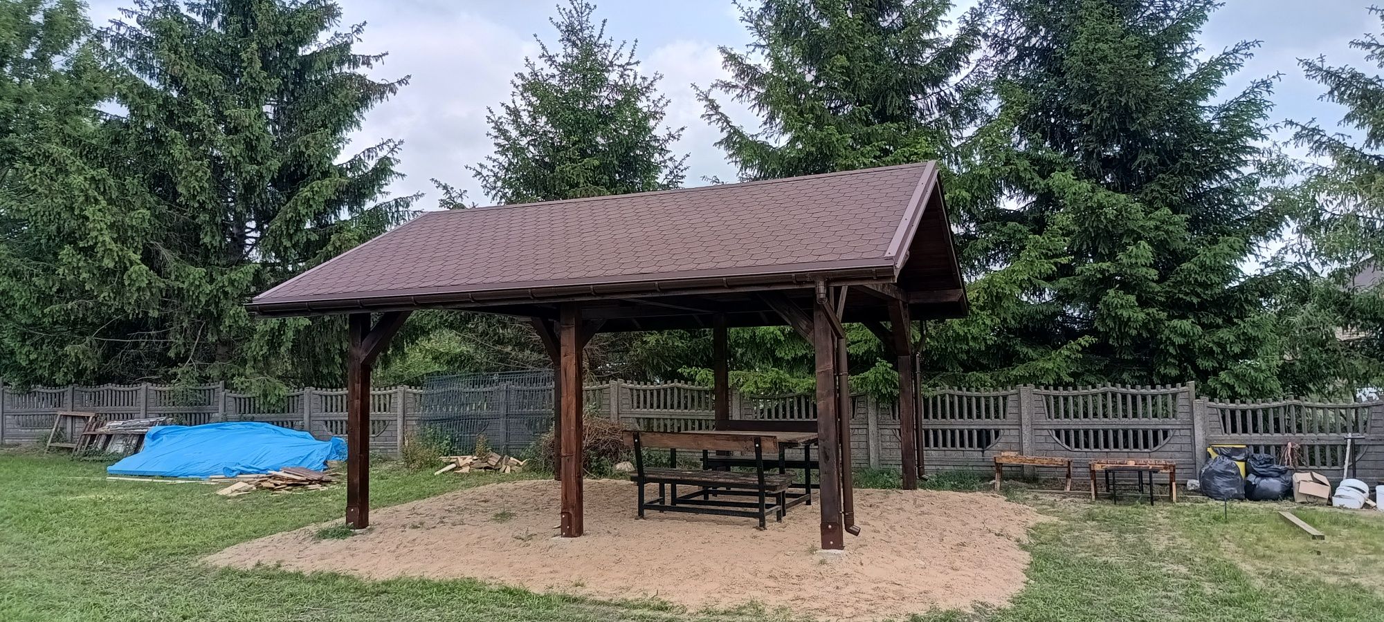 Zadaszenia pod samochód, wiaty, zabudowy