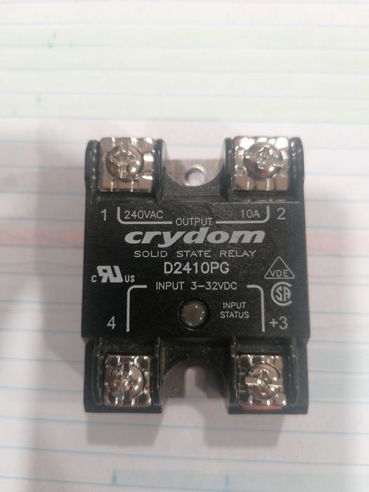 Relé de estado sólido Crydom D2410PG Novo.