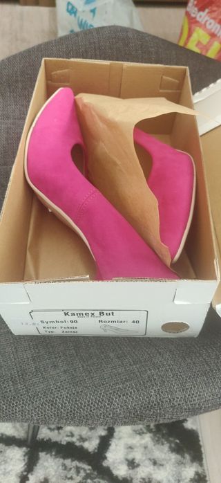 Szpilki skórzane r 40