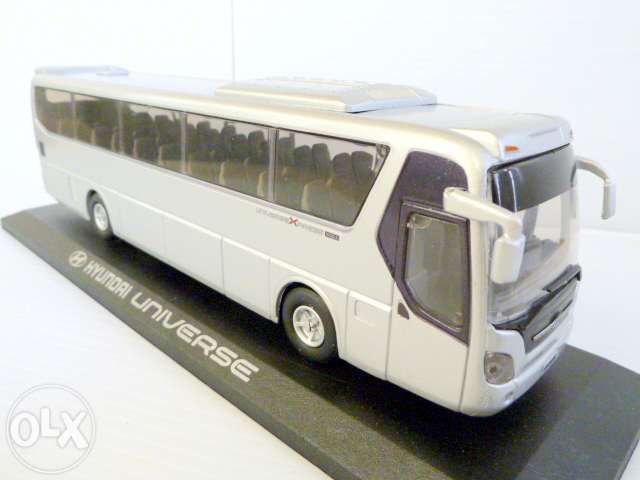 Модель Автобуса 1:50 Hyandai