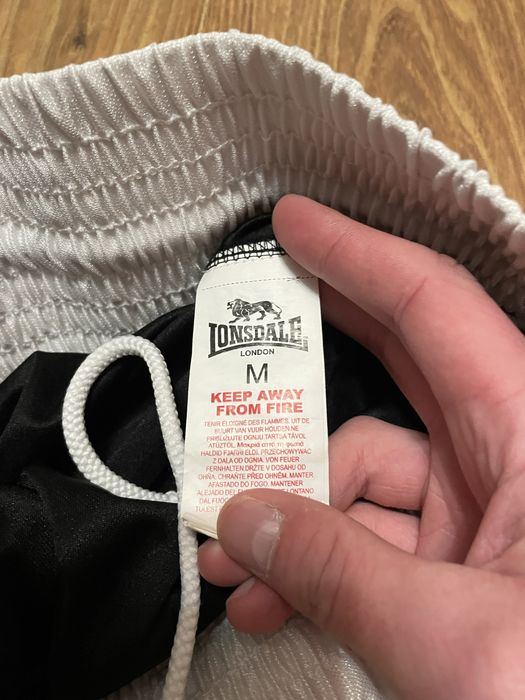 Lonsdale шорти для єдиноборств